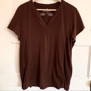 Greensource v-neck brown tee Size XL